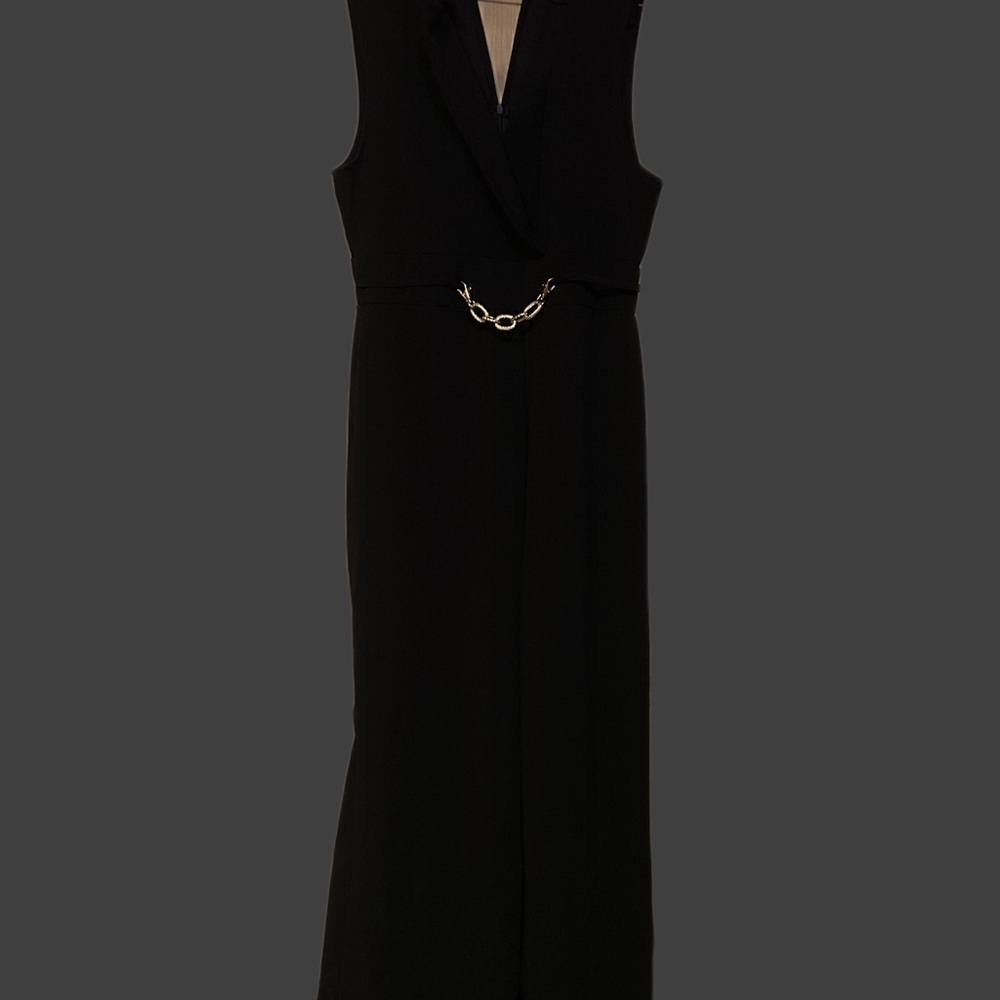 Elegant Black Sleeveless Jumpsuit